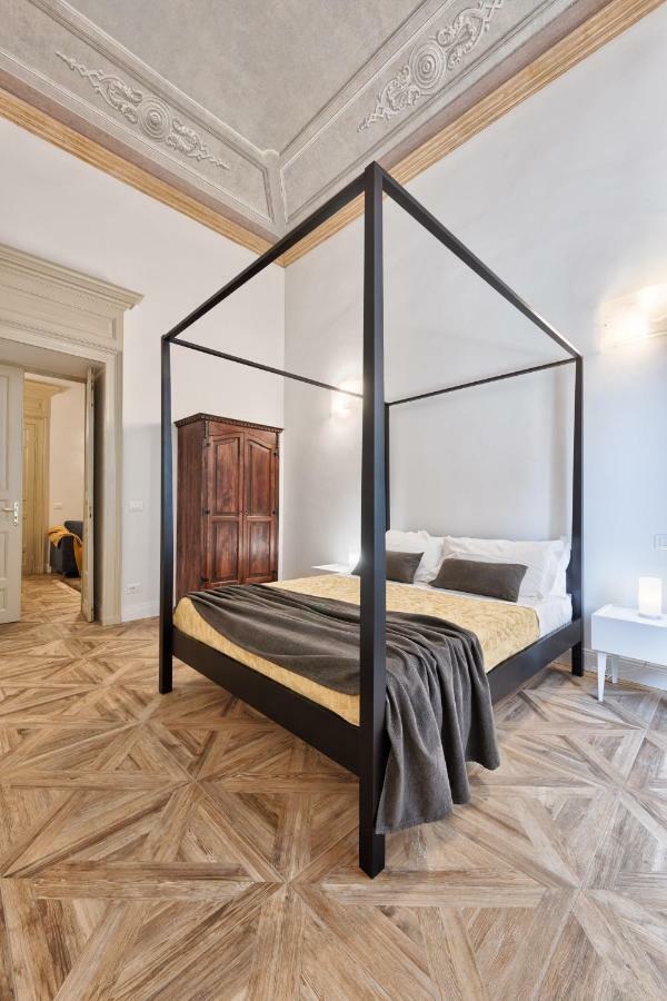To Art Apartment