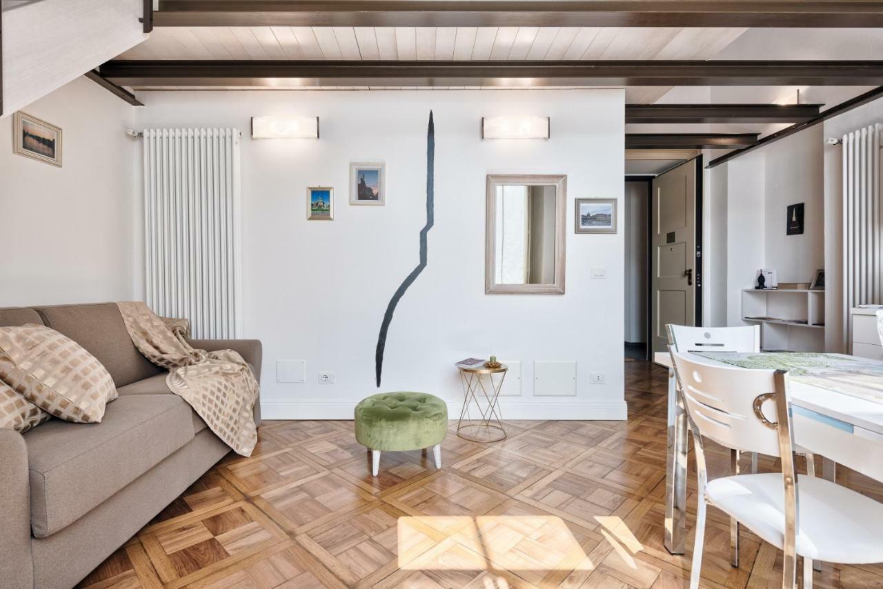 Apartment To Art Turin